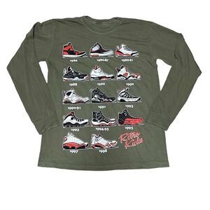 Authentic Classics Men's Small‎ Green Retro Kicks Michael Jordan Graphic Tshirt
